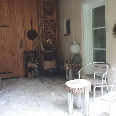 Naturhaus An Der Sulzburg Brucken (Esslingen)